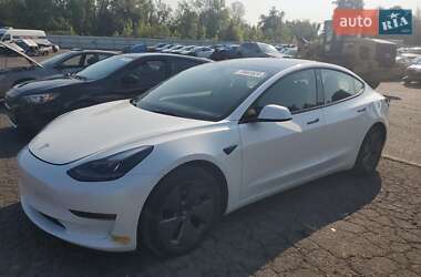 Седан Tesla Model 3 2022 в Хмельницком