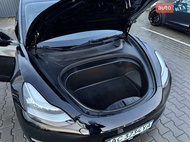 Седан Tesla Model 3 2018 в Луцке фото 4 Седан Tesla Model 3 2018 в Луцке
