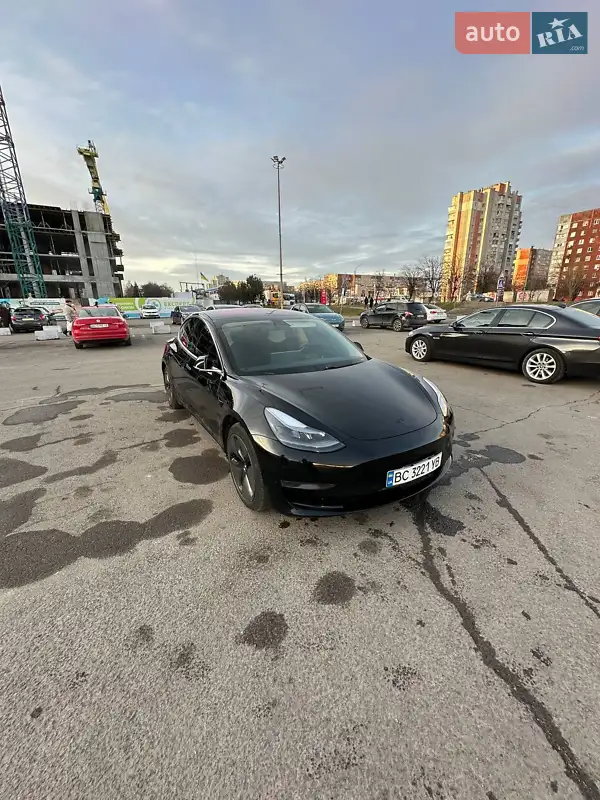 Седан Tesla Model 3 2018 в 