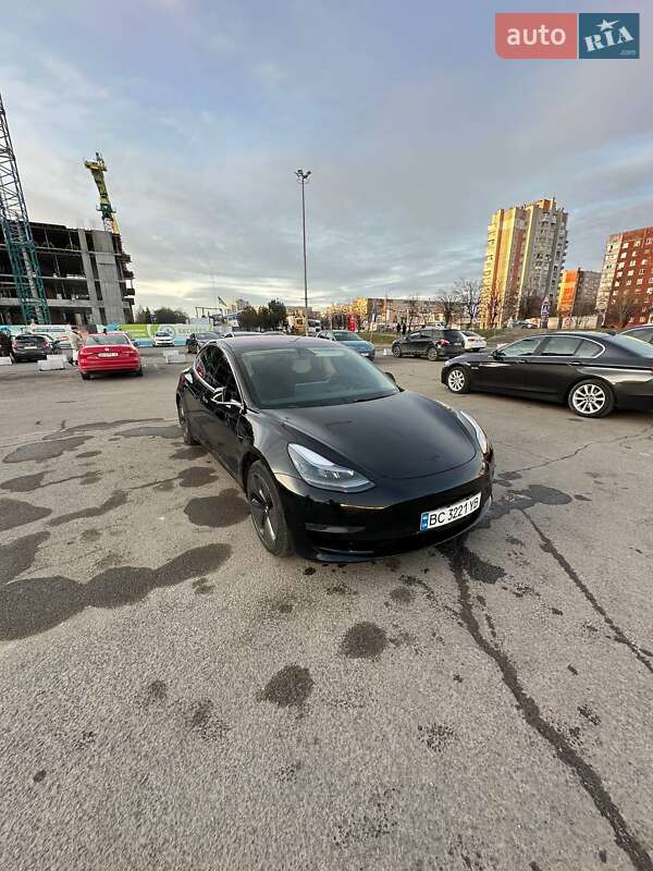Tesla Model 3 2018