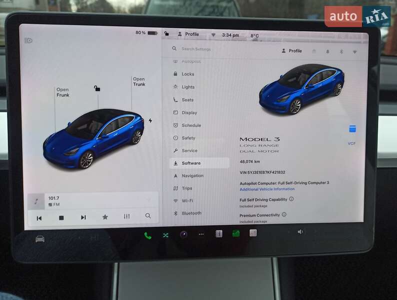 Седан Tesla Model 3 2019 в Львові