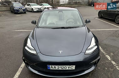 Седан Tesla Model 3 2019 в Києві