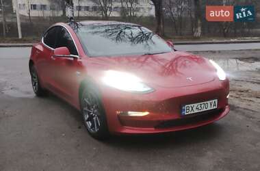 Седан Tesla Model 3 2018 в 