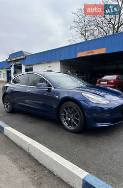 Седан Tesla Model 3 2018 в 