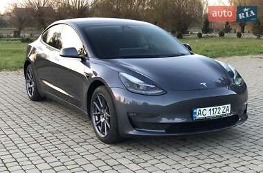 Седан Tesla Model 3 2022 в Луцьку