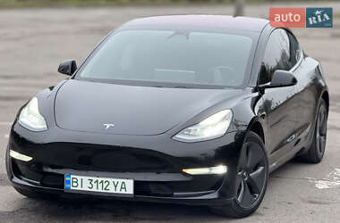 Седан Tesla Model 3 2019 в Кременчуге