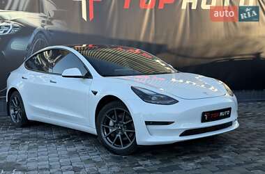 Седан Tesla Model 3 2023 в Львові