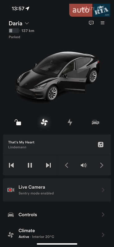 Седан Tesla Model 3 2022 в Дніпрі