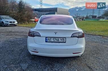 Седан Tesla Model 3 2018 в Днепре