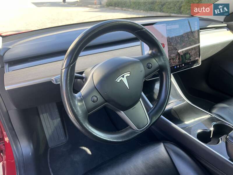 Седан Tesla Model 3 2018 в Львові фото 11 Седан Tesla Model 3 2018 в Львові