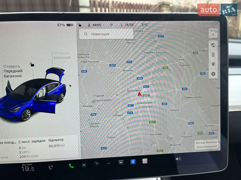 Седан Tesla Model 3 2019 в Львове