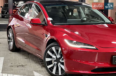 Седан Tesla Model 3 2024 в Киеве