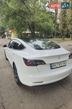 Седан Tesla Model 3 2019 в Одесі