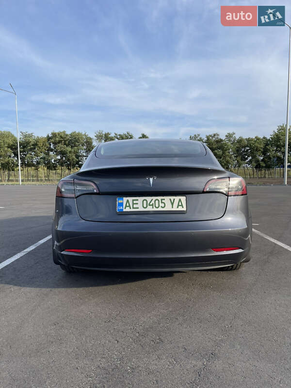 Седан Tesla Model 3 2021 в Дніпрі фото 22 Седан Tesla Model 3 2021 в Дніпрі
