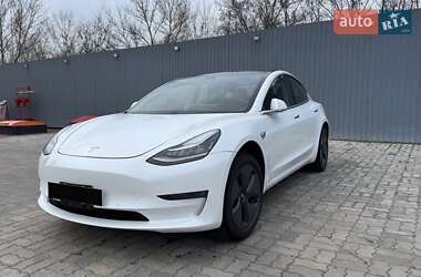 Седан Tesla Model 3 2019 в 