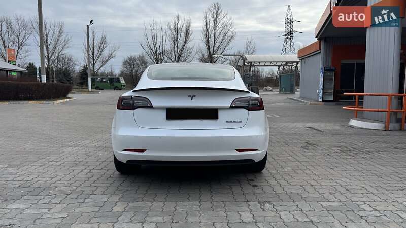 Седан Tesla Model 3 2019 в Днепре