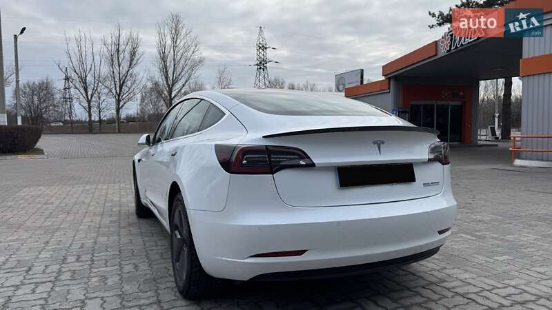 Седан Tesla Model 3 2019 в Днепре