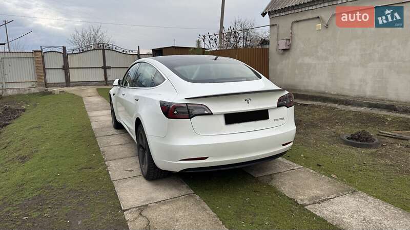 Седан Tesla Model 3 2019 в Днепре