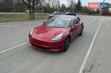 Седан Tesla Model 3 2018 в 