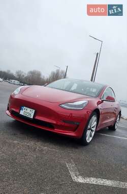 Седан Tesla Model 3 2018 в Києві