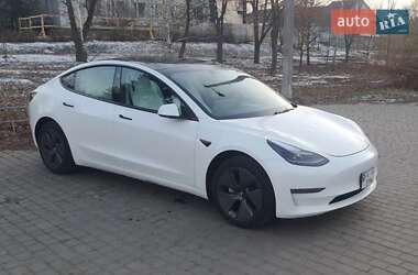 Седан Tesla Model 3 2022 в Миргороді