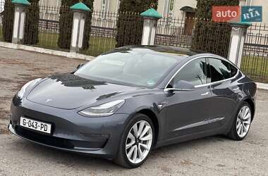 Седан Tesla Model 3 2019 в Дубно