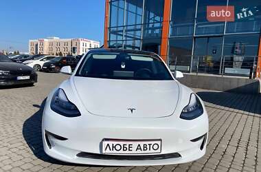 Седан Tesla Model 3 2020 в 