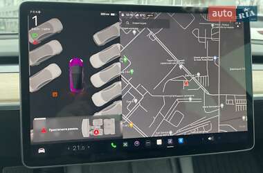 Седан Tesla Model 3 2022 в Києві