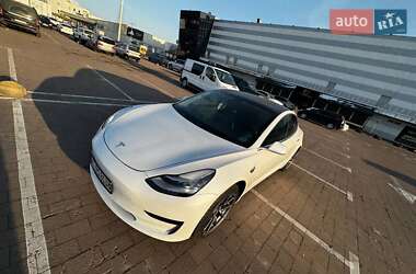 Седан Tesla Model 3 2020 в Житомире