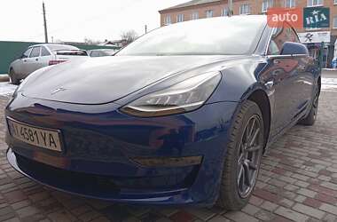 Седан Tesla Model 3 2018 в Білій Церкві