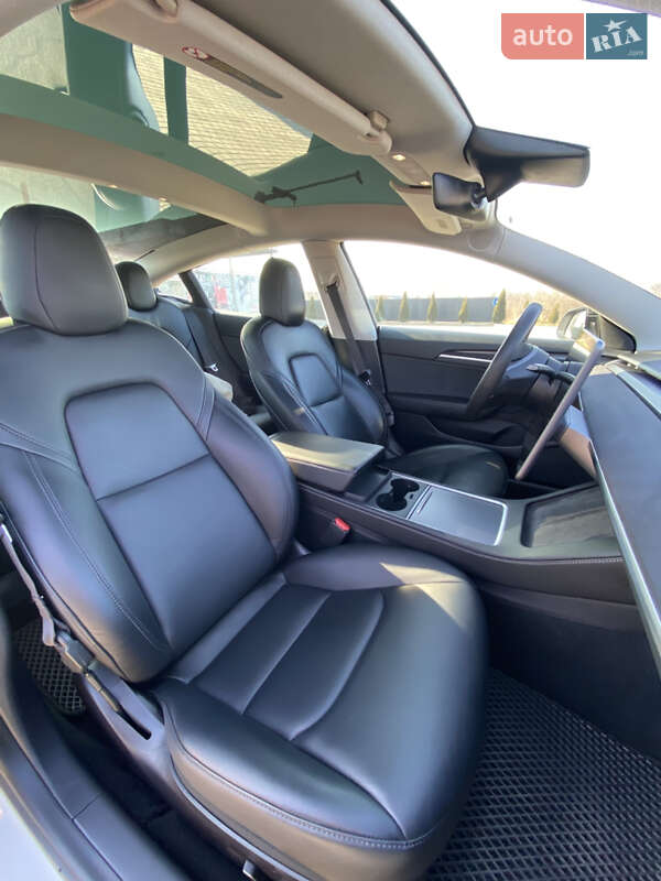 Седан Tesla Model 3 2021 в Иршаве фото 17 Седан Tesla Model 3 2021 в Иршаве