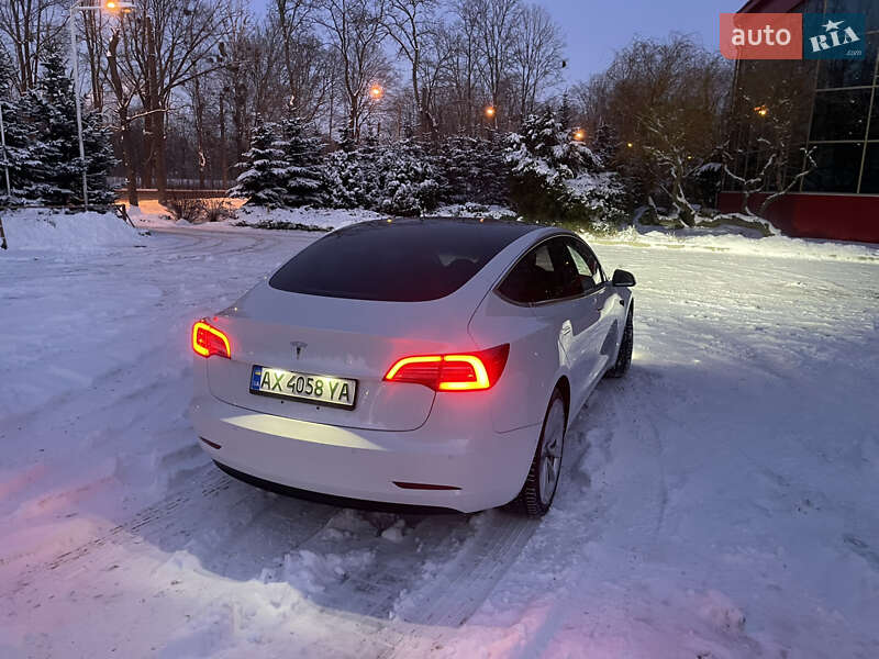 Седан Tesla Model 3 2018 в Харькове фото 10 Седан Tesla Model 3 2018 в Харькове