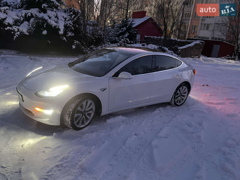 Седан Tesla Model 3 2018 в Харькове фото 24 Седан Tesla Model 3 2018 в Харькове