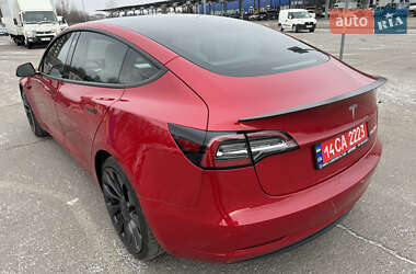 Седан Tesla Model 3 2021 в Львове