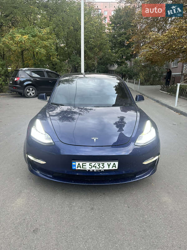 Tesla Model 3 2018