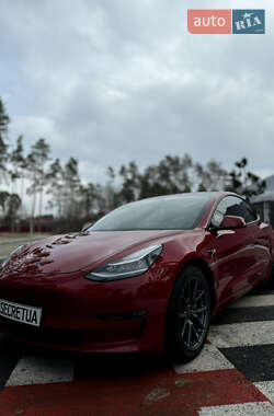 Седан Tesla Model 3 2018 в Житомире