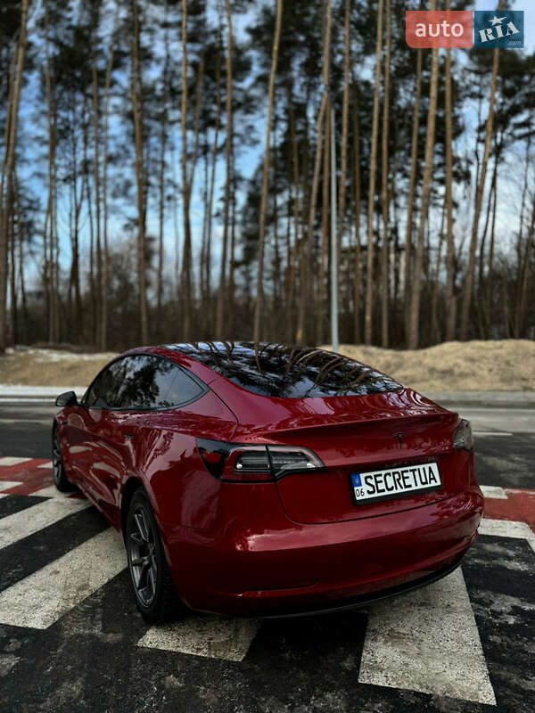 Седан Tesla Model 3 2018 в Житомирі
