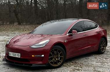 Седан Tesla Model 3 2019 в Києві