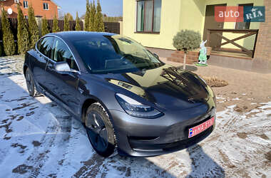 Седан Tesla Model 3 2019 в Виннице