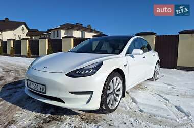 Седан Tesla Model 3 2019 в Києві