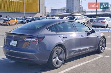 Седан Tesla Model 3 2023 в 