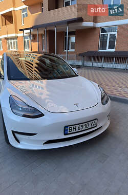 Седан Tesla Model 3 2022 в Одессе