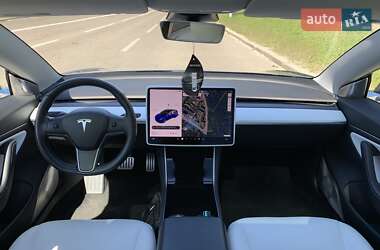 Седан Tesla Model 3 2019 в Києві