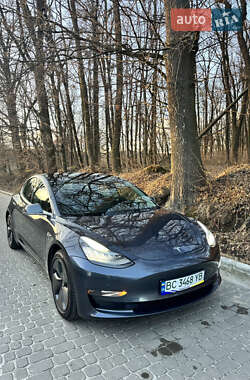 Седан Tesla Model 3 2019 в 