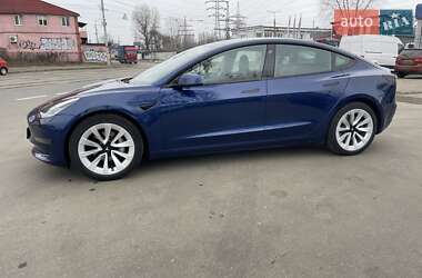 Седан Tesla Model 3 2022 в Києві