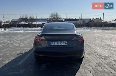 Седан Tesla Model 3 2019 в 