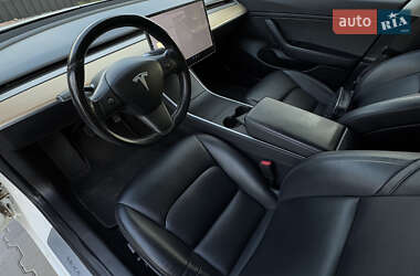 Седан Tesla Model 3 2018 в 
