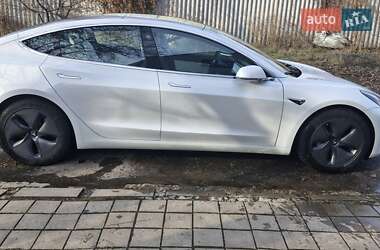 Седан Tesla Model 3 2019 в Харкові