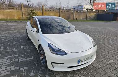 Седан Tesla Model 3 2021 в Львові