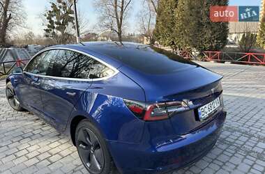 Седан Tesla Model 3 2019 в Львове
